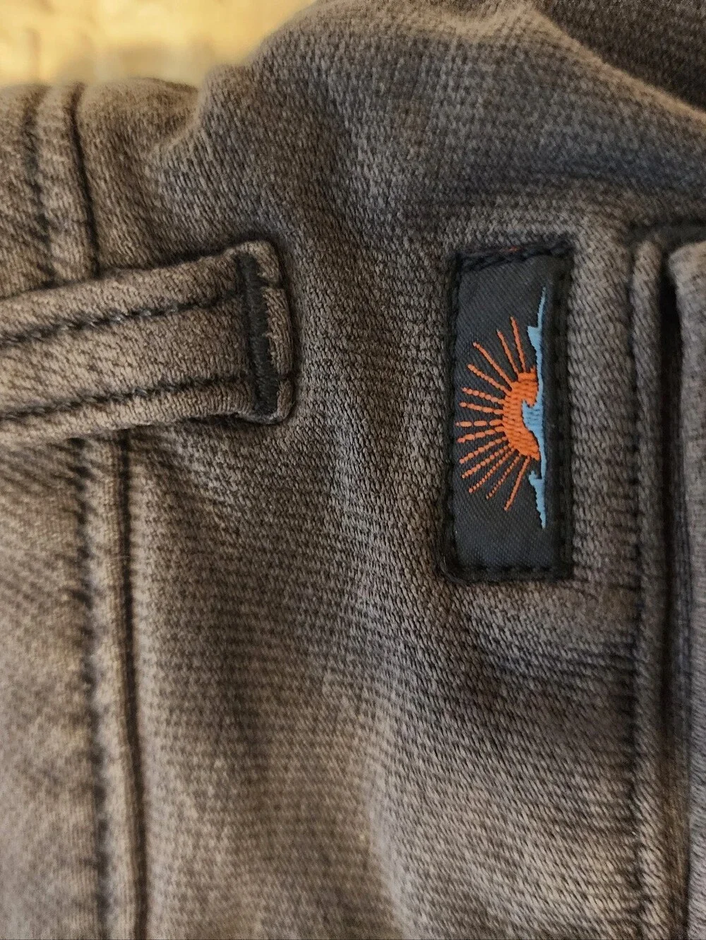 Faherty Men's Casual Dark Gray Chino Shorts NWT Sz 32 Comfort Quiet Luxury